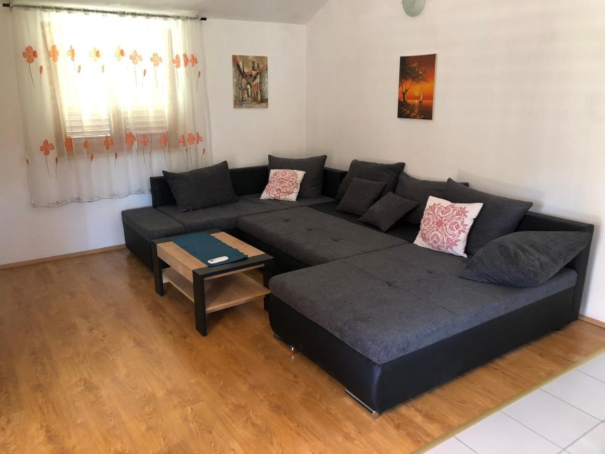 Apartman Sternak Kraj  Екстериор снимка